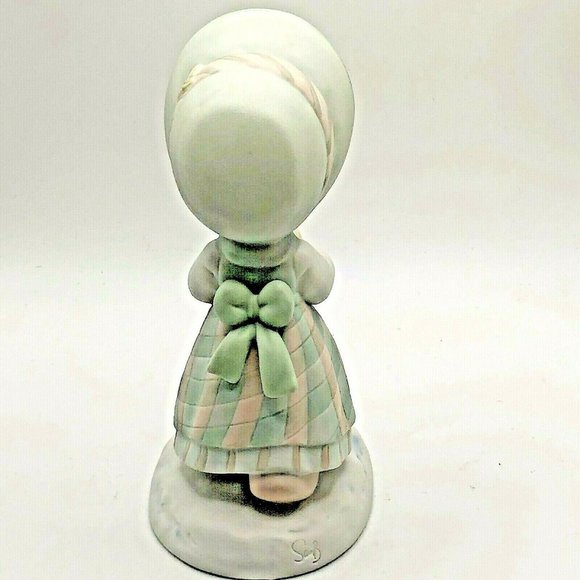 Vintage 1988 Precious Moments December 110116 Porcelain Figurine Enesco - Picture 3 of 6